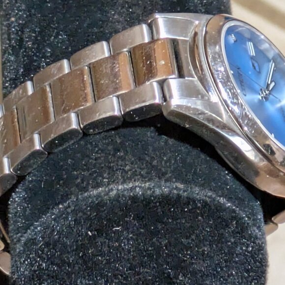 Citizen Eco-Drive Blue Diamond Dial Watch Sapphire Crystal - Picture 3 of 6